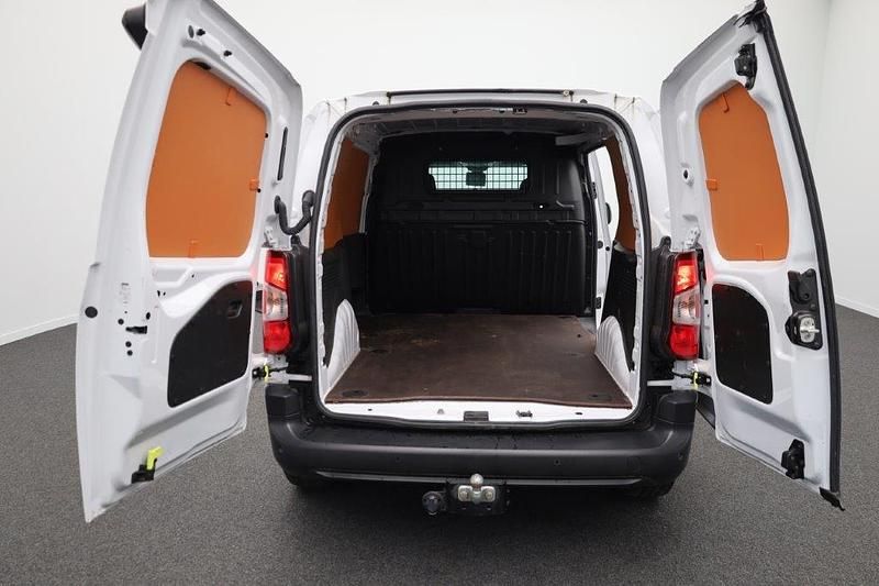 Weiß Gebraucht 2023 Peugeot Partner Van | 22.775 € (Fairer Preis) - Bild 1/4