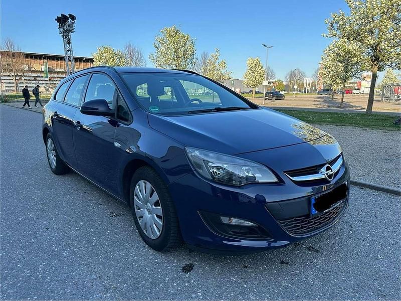 Blau Gebraucht 2014 Opel Astra Exklusiv Limousine | 6.150 € (Fairer Preis) - Bild 1/4