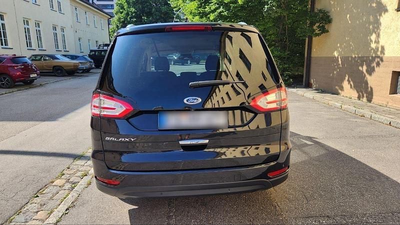 Gebraucht Ford Galaxy Titanium 165 PS (121 kW) 2020 Schwarz Van / Kleinbus