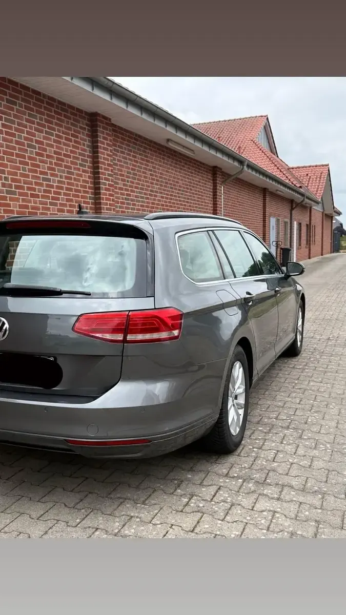 Gebraucht VW Passat Comfortline 150 PS (110 kW) 2016 Grau Kombi