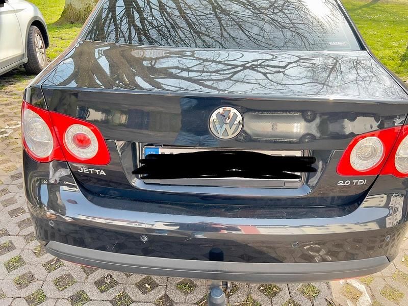 Gebraucht VW Jetta 150 PS (110 kW) 2006 Schwarz Limousine