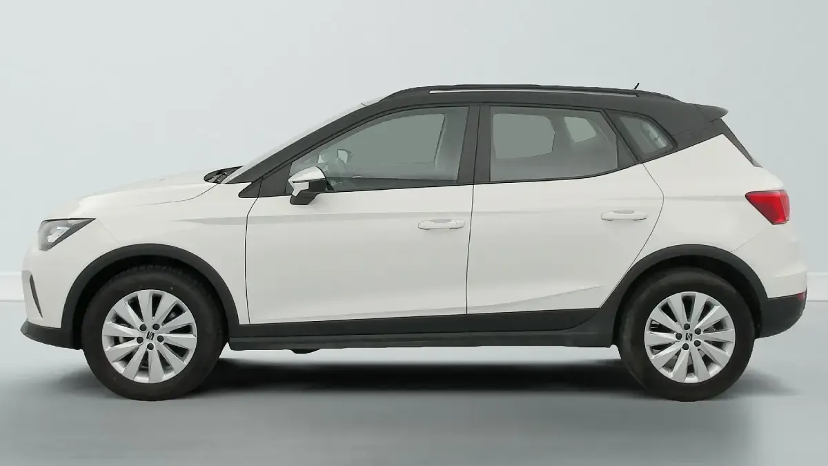 Gebraucht Seat Arona Business 110 PS (80 kW) 2024 (blanc candy toit noir) SUV