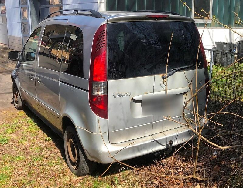 Gebraucht Mercedes Vaneo 91 PS (66 kW) 2005 Silber Van / Kleinbus