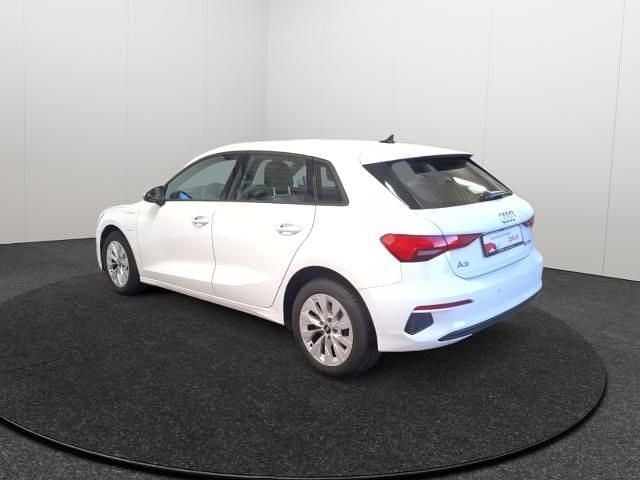 Gebraucht Audi A3 Sportback e-tron Advanced 204 PS (150 kW) 2022 Ibisweiss Kleinwagen