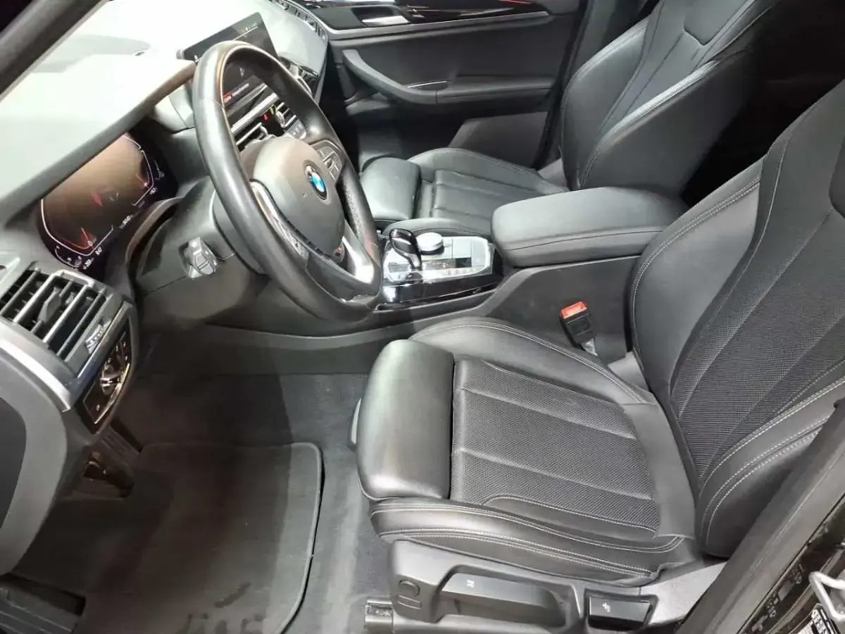 Używany BMW X3 Performance 190 KM (139 kW) 2023 Czarny SUV
