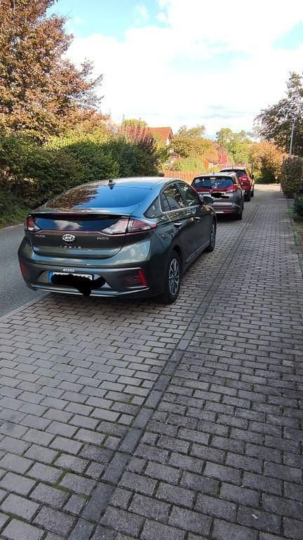 Gebraucht Hyundai Ioniq Style 100 kW (136 PS) 2021 Grau Kleinwagen