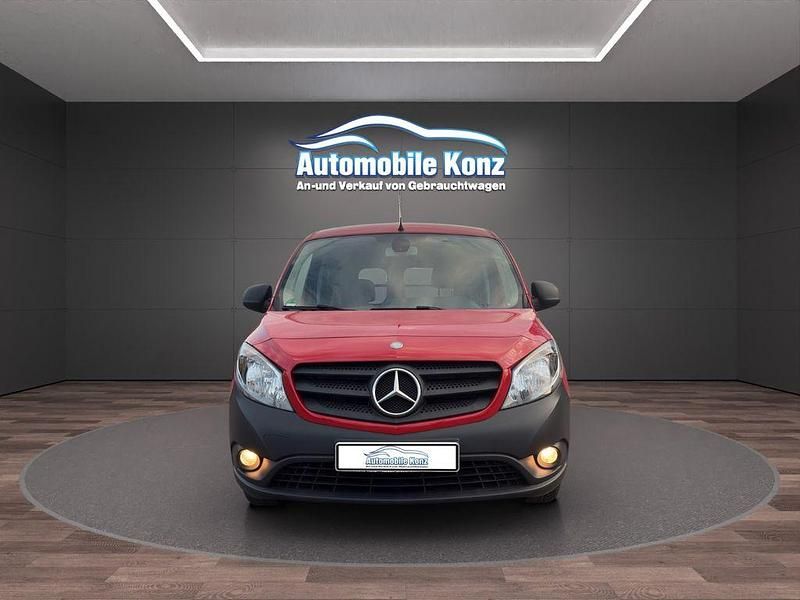Gebraucht Mercedes Citan 111 110 PS (80 kW) 2015 Rot Van / Kleinbus