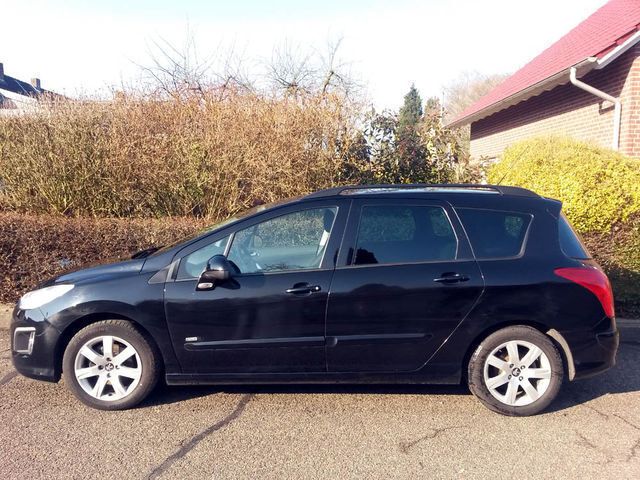 Gebraucht Peugeot 308 Style 114 PS (83 kW) 2013 Schwarz Kombi