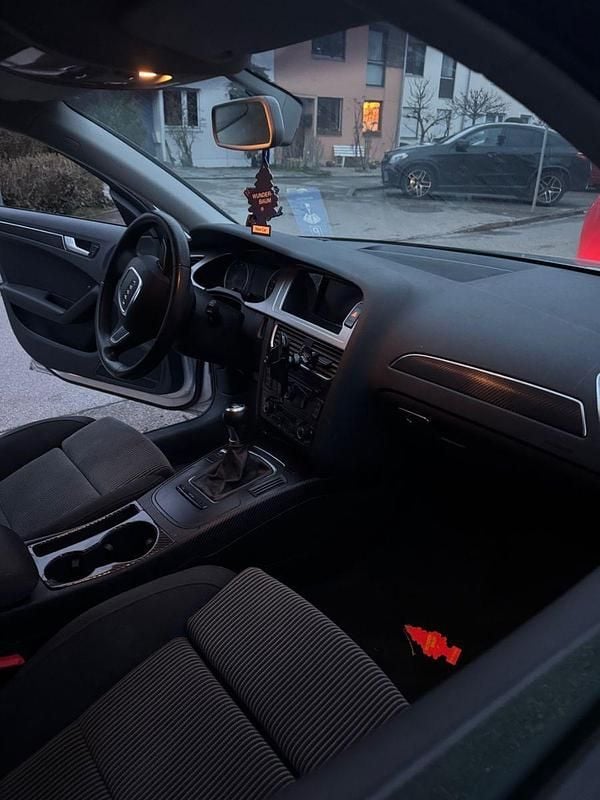 Gebraucht Audi A4 Ambition 163 PS (119 kW) 2008 Schwarz Limousine