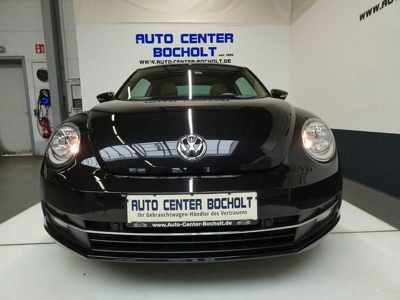 Schwarz Gebraucht 2012 VW Beetle Design Limousine | 10.900 € (Teuer) - Bild 1/4