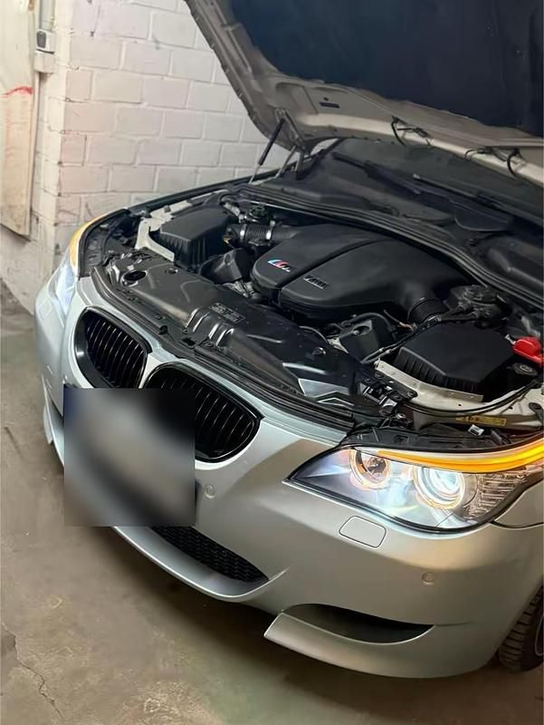 Gebraucht BMW M5 507 PS (372 kW) 2006 Silber Limousine