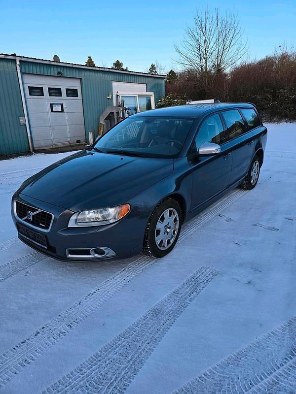 Gebraucht Volvo V70 R-Design 210 PS (154 kW) 2009 Andere farben Kombi