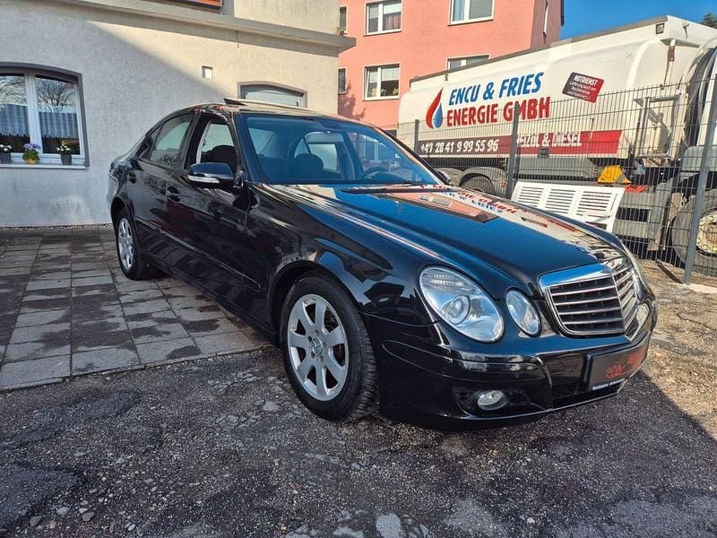 Gebraucht Mercedes E200 184 PS (135 kW) 2007 Schwarz Limousine