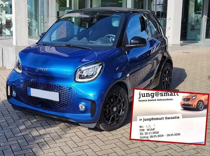 Blau Gebraucht 2021 Smart ForTwo Electric Drive Brabus Cabrio | 15.490 € (Fairer Preis) - Bild 1/4