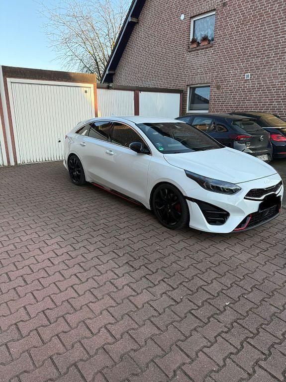 Gebraucht Kia ProCeed GT 204 PS (150 kW) 2023 Weiß Kombi