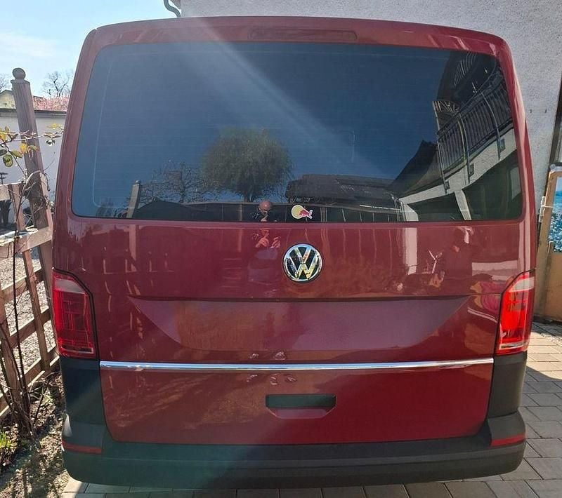 Second-hand VW T6 84 CP (61 kW) 2018 Roșu Van