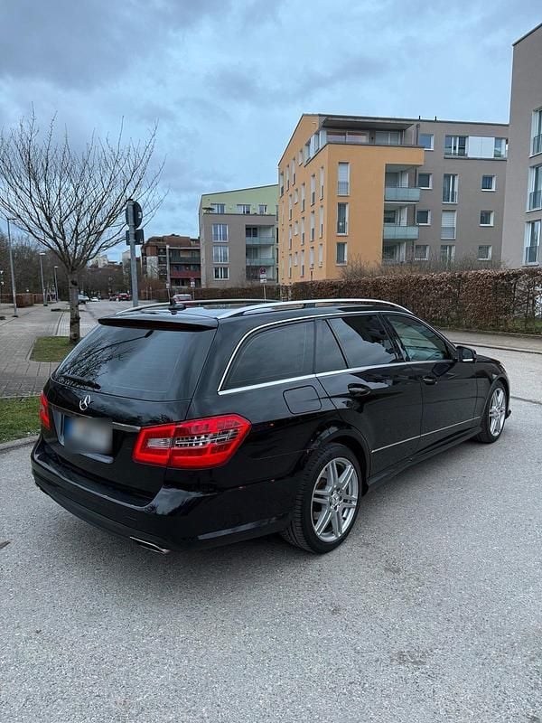 Second-hand Mercedes E350 265 CP (194 kW) 2012 Negru Break