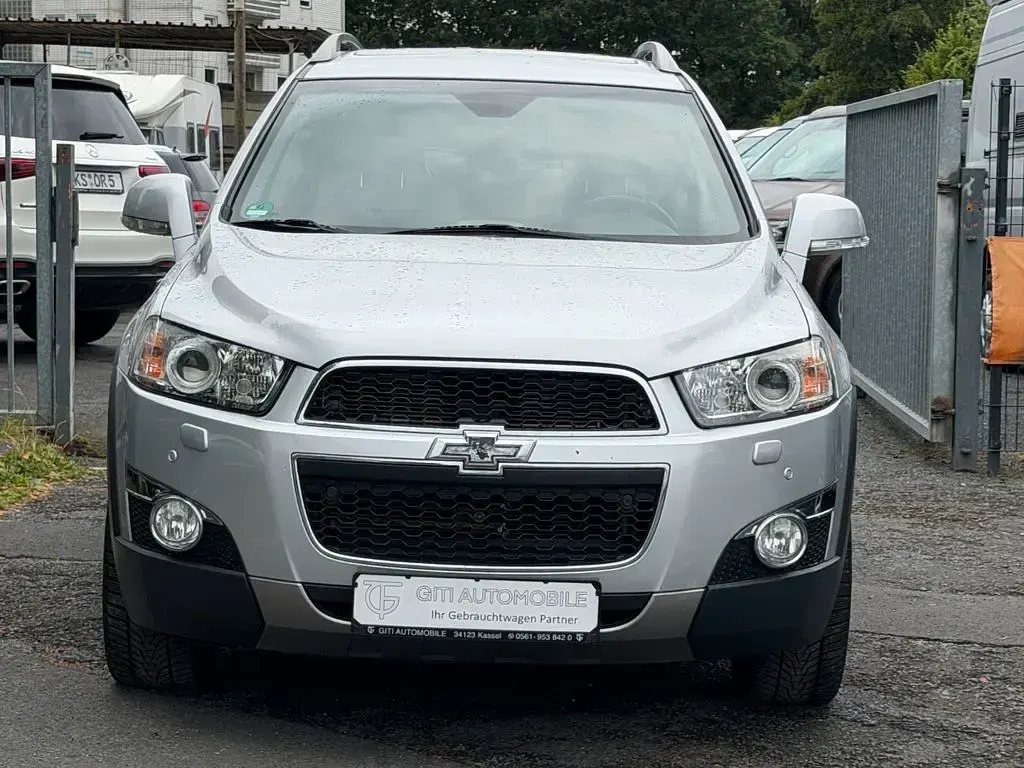 Gebraucht Chevrolet Captiva LTZ 184 PS (135 kW) 2012 Silber SUV