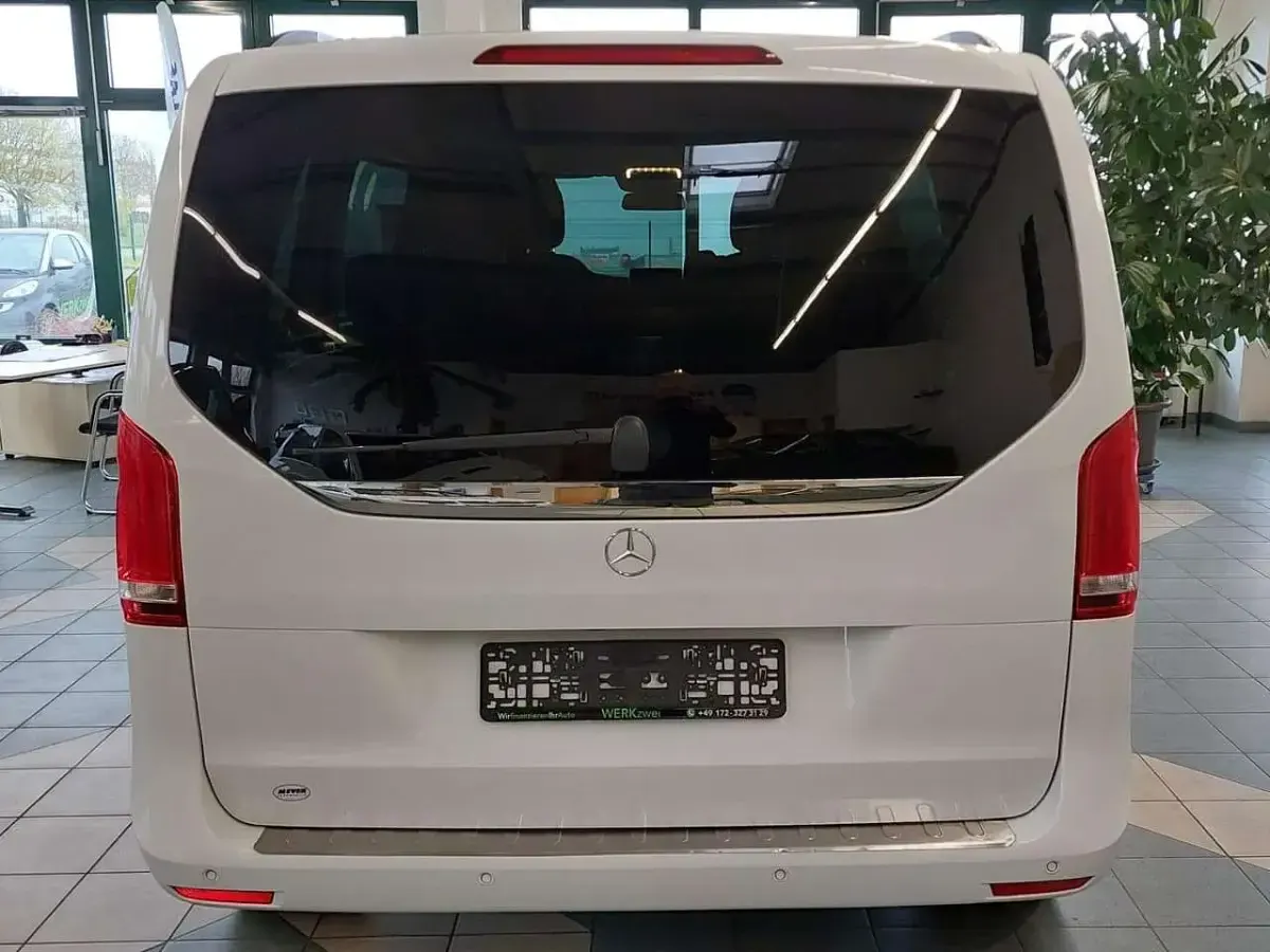 Gebraucht Mercedes V220 Edition 163 PS (119 kW) 2019 Bergkristallweiss Van / Kleinbus