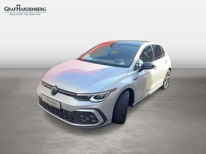 Silber Gebraucht 2022 VW Golf VIII Style Limousine | 29.888 € (Guter Preis) - Bild 1/4