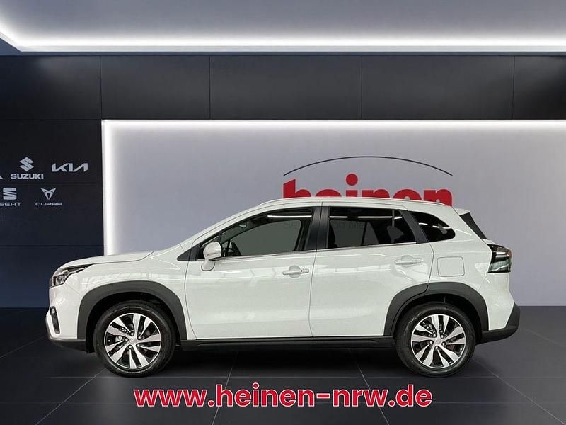 Weiß Gebraucht 2025 Suzuki SX4 S-Cross Comfort+ SUV | 25.480 € (Etwas zu teuer) - Bild 1/3
