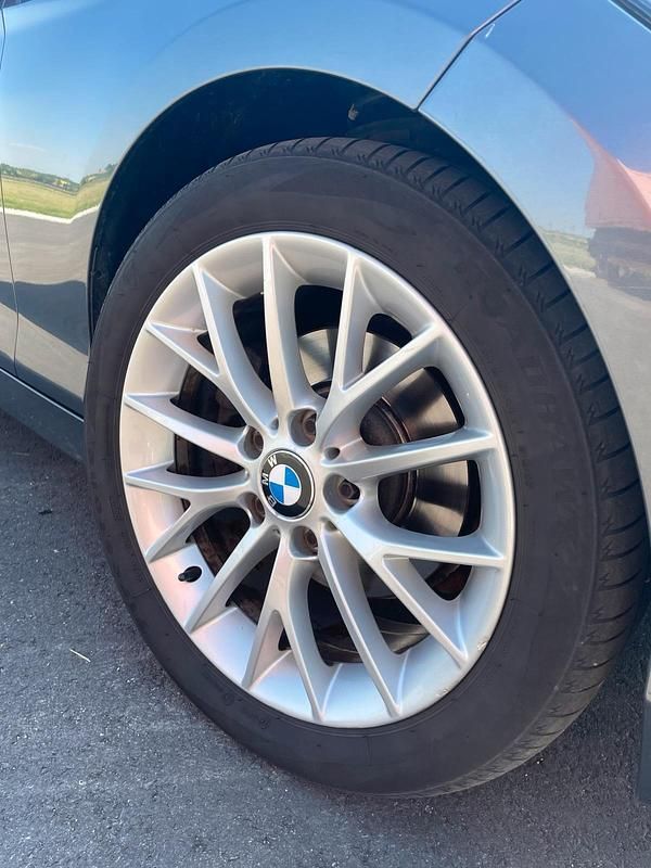 Gebraucht BMW 118 170 PS (125 kW) 2012 Grau Kleinwagen