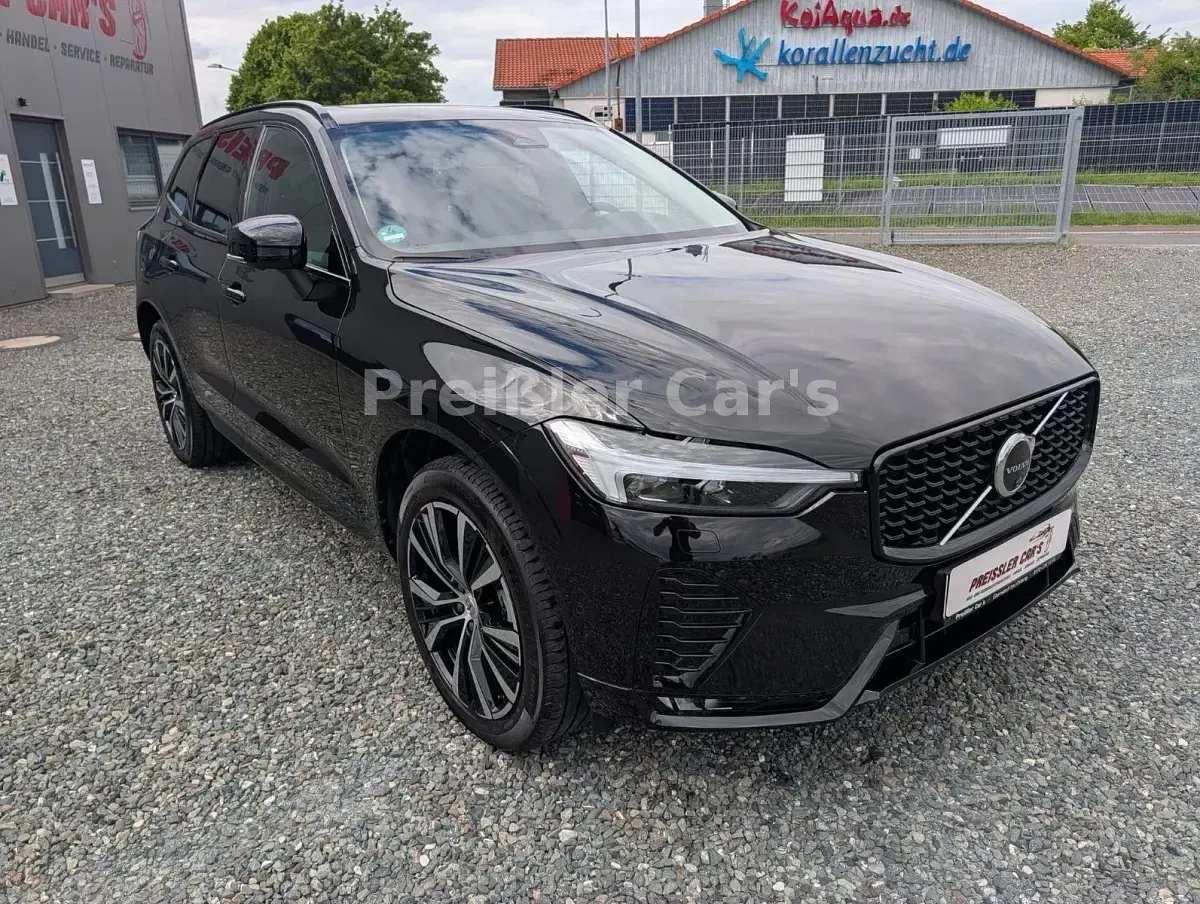 Gebraucht Volvo XC60 Plus 250 PS (183 kW) 2025 Schwarz SUV