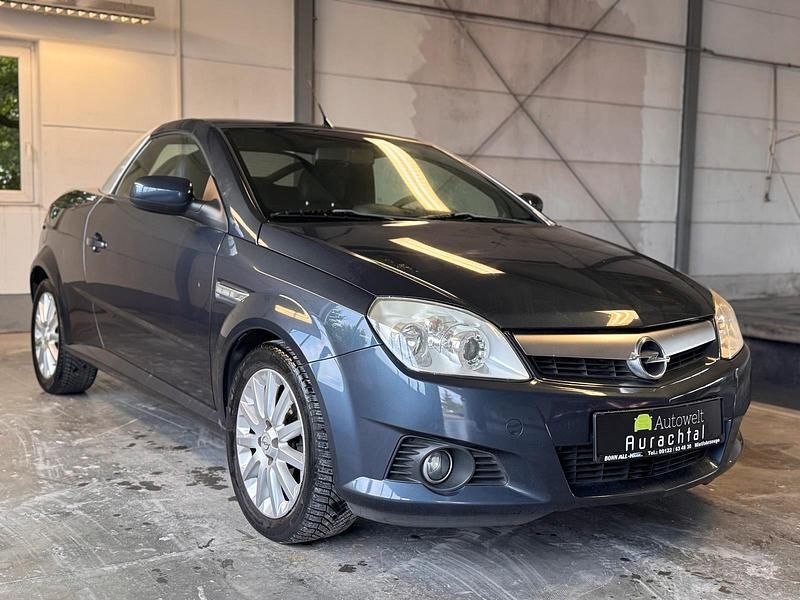 Blau Gebraucht 2009 Opel Tigra Kleinwagen | 3.990 € - Bild 1/4
