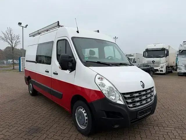 Używany Renault Master 150 KM (110 kW) 2014 Czerwony Van