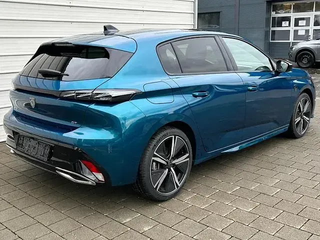 Neu Peugeot 308 GT 145 PS (106 kW) 2025 Obsession blau obsession blau Limousine