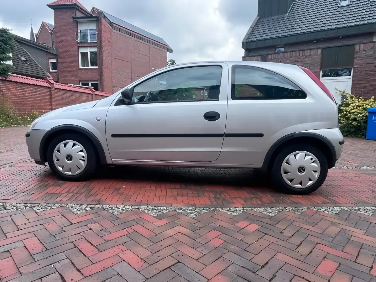 Gebraucht Opel Corsa 79 PS (58 kW) 2005 Grau Kleinwagen