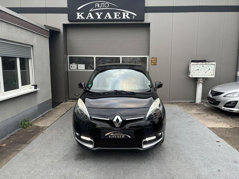 Schwarz Gebraucht 2015 Renault Scénic III LIMITED Van / Kleinbus | 7.400 € (Fairer Preis) - Bild 1/4