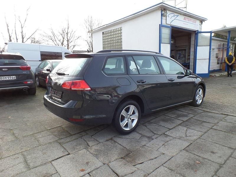 Gebraucht VW Golf VII LOUNGE 115 PS (84 kW) 2016 Grau Kombi