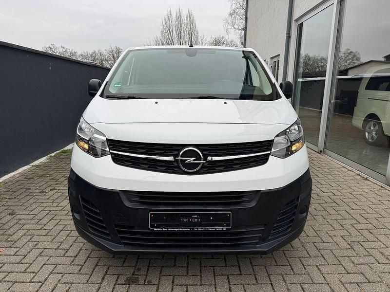 Gebraucht Opel Vivaro Edition 120 PS (88 kW) 2021 Weiß Van / Kleinbus