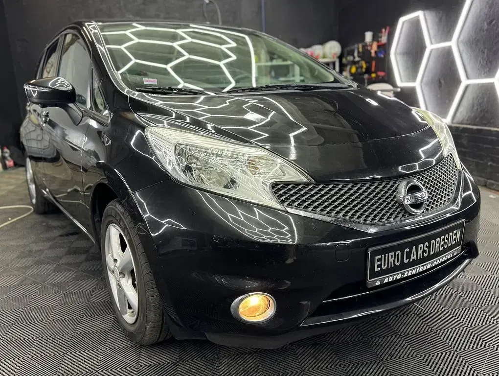 Gebraucht Nissan Note Acenta 80 PS (58 kW) 2015 Schwarz Kleinwagen