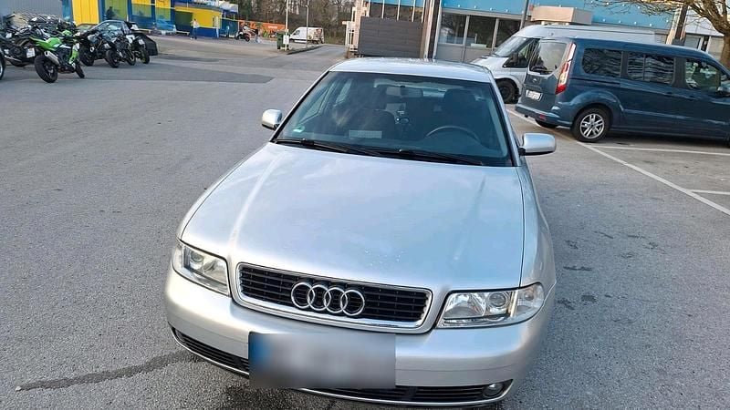 Gebraucht Audi A4 101 PS (74 kW) 1999 Grau Limousine
