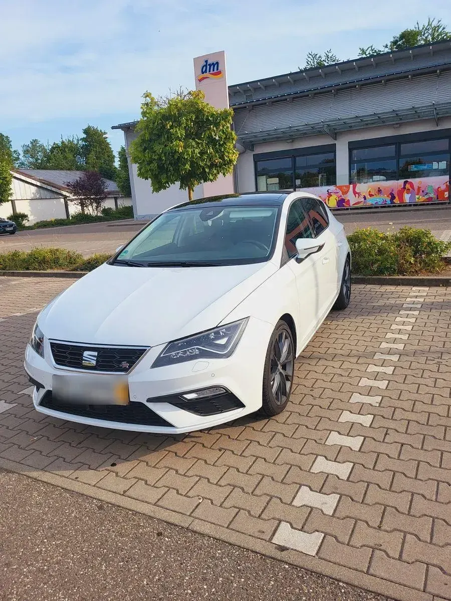 Gebraucht Seat Leon FR 150 PS (110 kW) 2019 Weiß Limousine