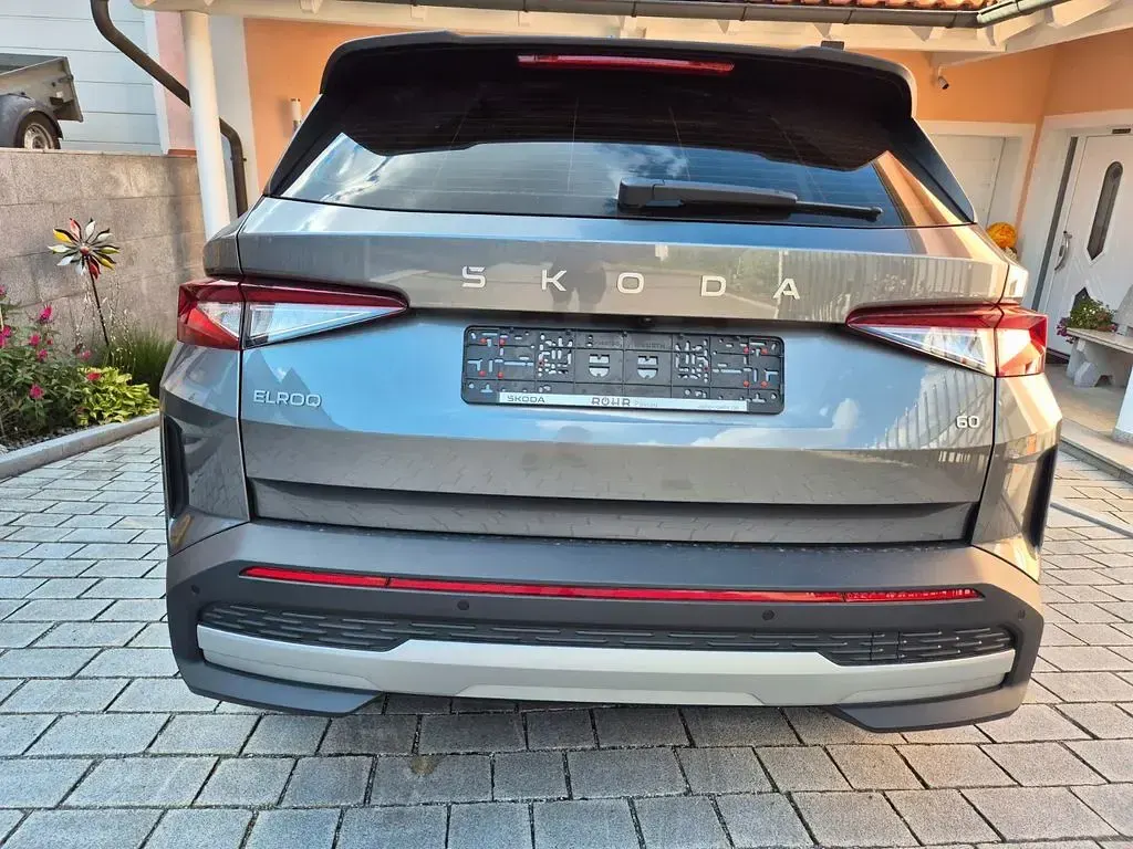 Gebraucht Skoda Elroq Loft 150 kW (204 PS) 2025 Grau SUV