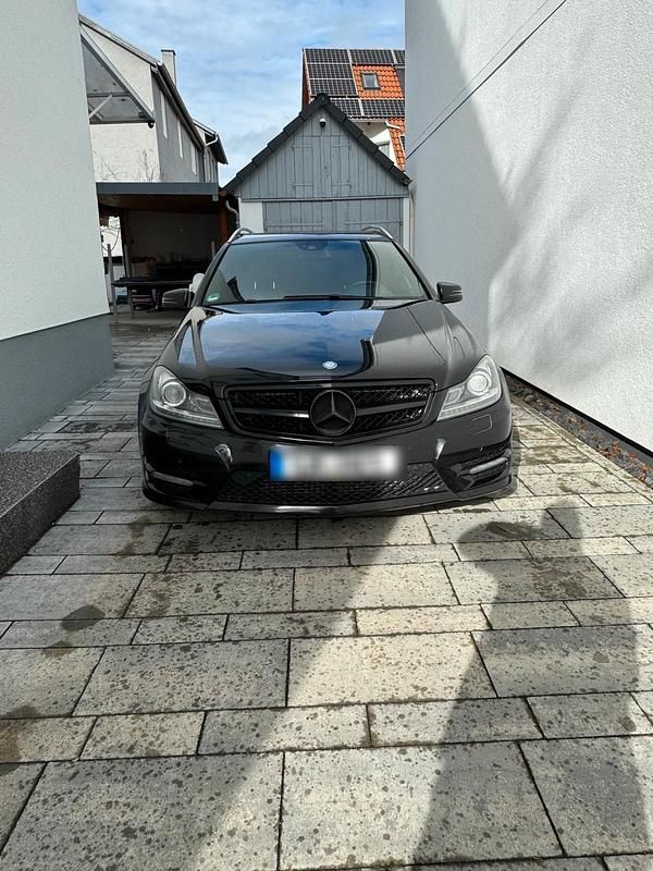 Gebraucht Mercedes C250 AMG line 204 PS (150 kW) 2013 Schwarz Kombi