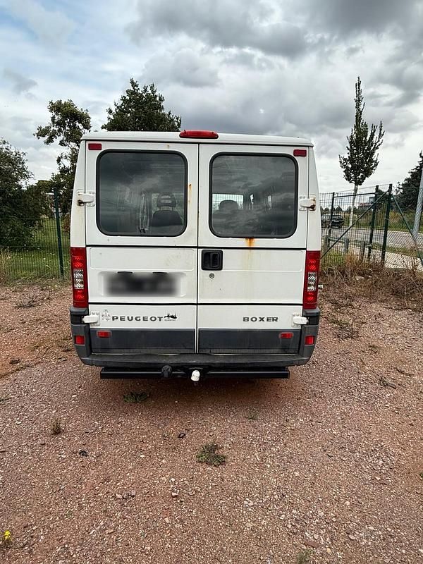 Weiß Gebraucht 2005 Peugeot Boxer Van | 1.500 € (Superpreis) - Bild 1/4