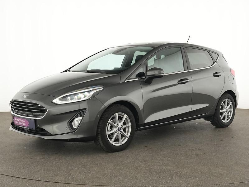 Magnetic grau Gebraucht 2021 Ford Fiesta Titanium X Kleinwagen | 14.997 € (Fairer Preis) - Bild 1/4