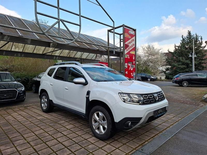 Gebraucht Dacia Duster Comfort 114 PS (83 kW) 2018 Weiß SUV
