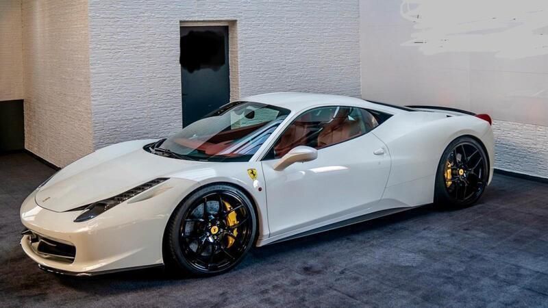 Weiß Gebraucht 2011 Ferrari 458 Coupé | 169.000 € (Fairer Preis) - Bild 1/4