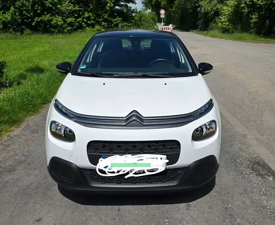 Gebraucht Citroën C3 Feel 83 PS (61 kW) 2019 Weiß Kleinwagen