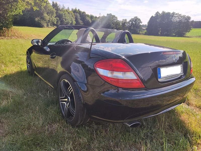 Gebraucht Mercedes SLK350 272 PS (200 kW) 2004 Schwarz Cabrio