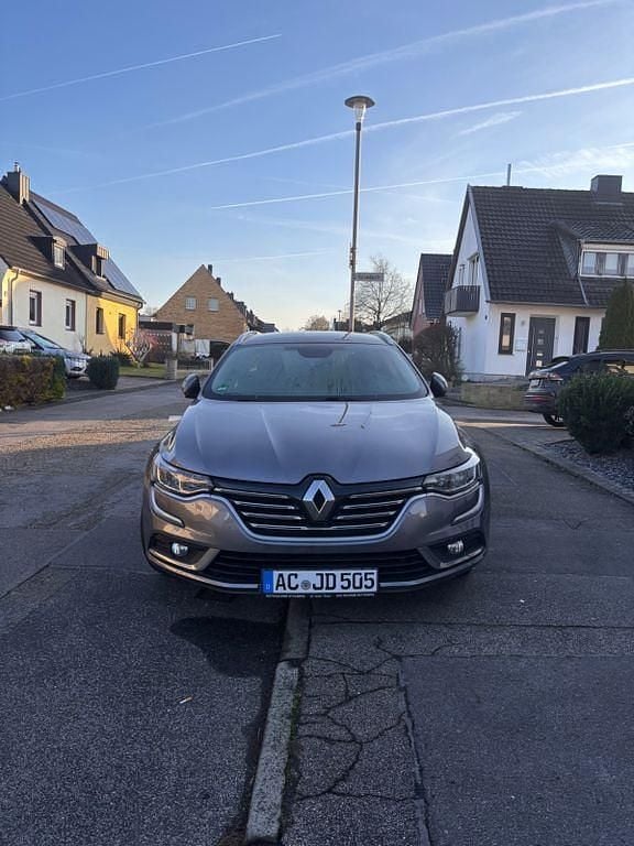 Gebraucht Renault Talisman GrandTour Life 131 PS (96 kW) 2016 Silber Kombi
