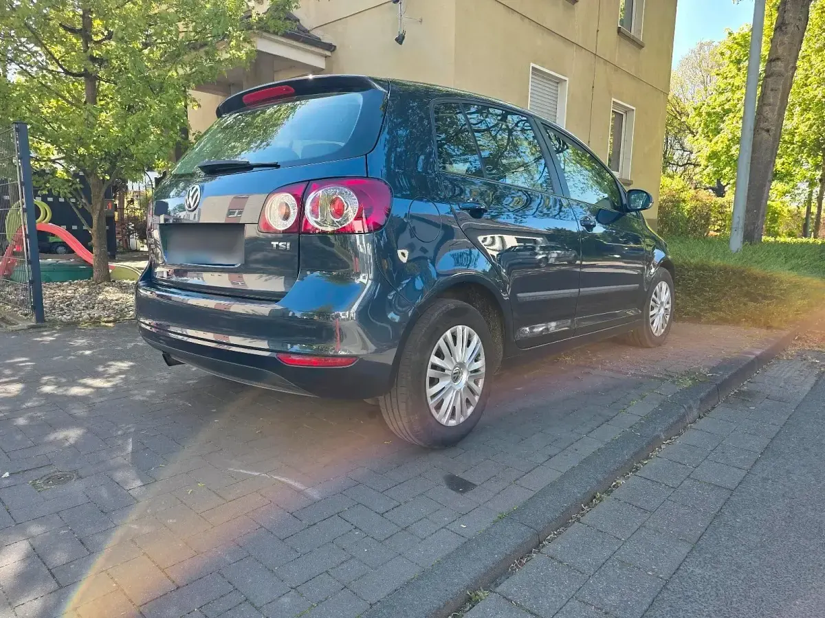 Gebraucht VW Golf VI Trendline 105 PS (77 kW) 2010 Andere farben Kleinwagen