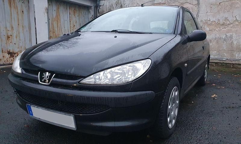 Schwarz Gebraucht 2006 Peugeot 206 Filou Limousine | 1.100 € (Fairer Preis) - Bild 1/4