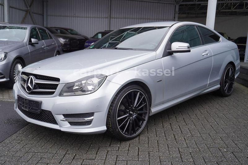 Gebraucht Mercedes C180 AMG 156 PS (114 kW) 2015 Silber Coupé