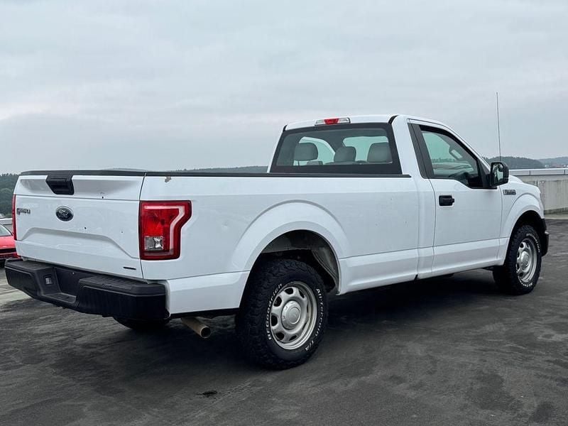 Gebraucht Ford F-150 XL 401 PS (294 kW) 2016 Weiß Pickup